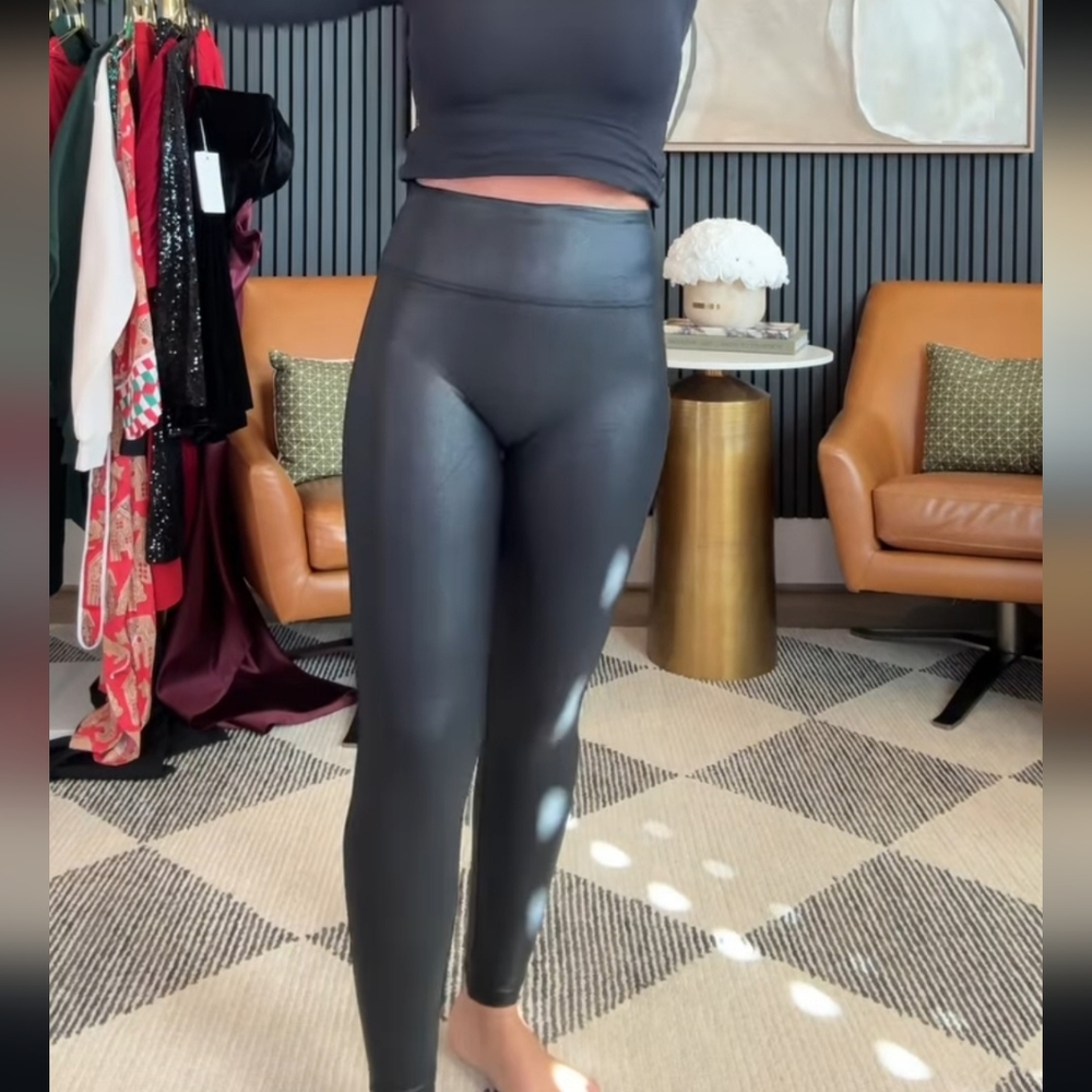 COPY - Black Faux leather leggings